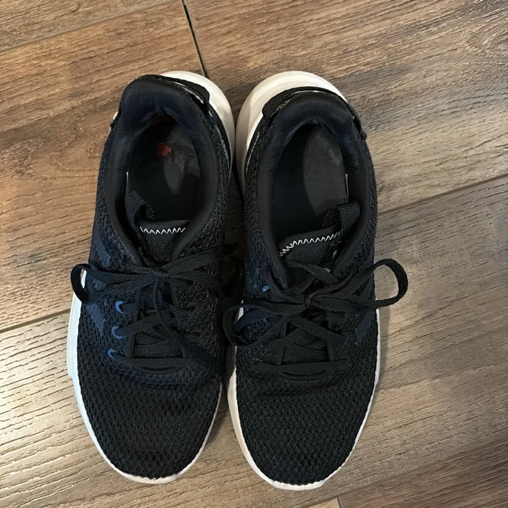 Adidas Black Cloudfoam Sneakers - Picture 2 of 6